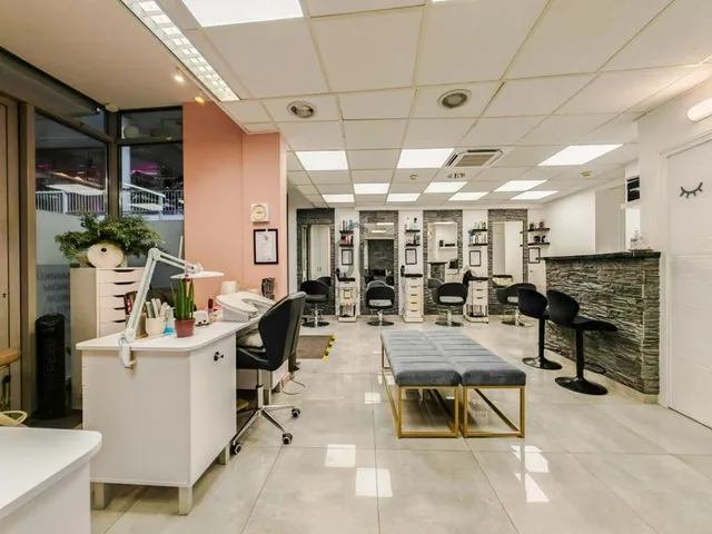 Eladó kereskedelmi és ipari ingatlan Budapest II. kerület, Országút 51 nm