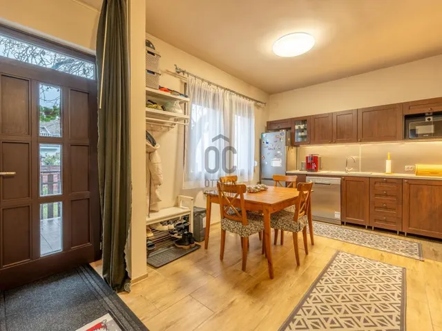 Eladó ház Budapest XV. kerület, Rákospalota 140 nm