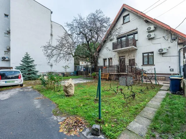 Eladó ház Budapest XV. kerület, Rákospalota 140 nm