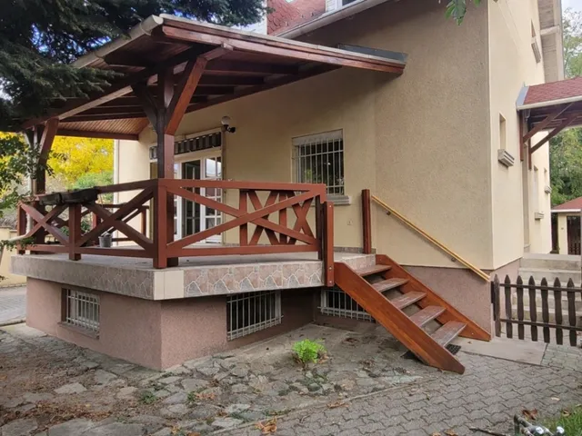 Eladó ház Budapest XVI. kerület, Sashalom 235 nm