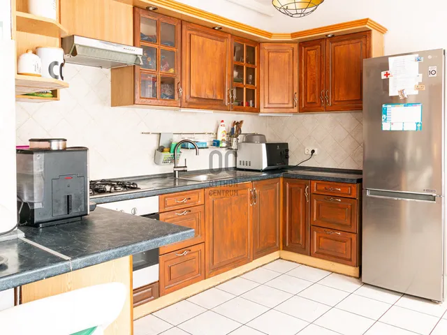 Eladó ház Budapest XVIII. kerület, Szemeretelep 179 nm