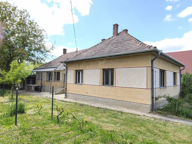 Eladó ház Csővár 137 nm