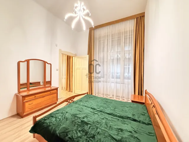 Eladó lakás Budapest VI. kerület 49 nm