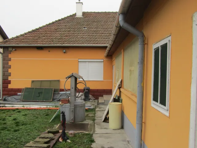 Eladó ház Szihalom 181 nm