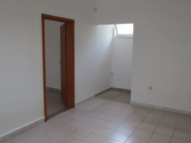 Eladó kereskedelmi és ipari ingatlan Eger, Lajosváros 189 nm