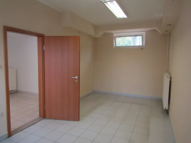 Kiadó kereskedelmi és ipari ingatlan Eger, Lajosváros 70 nm