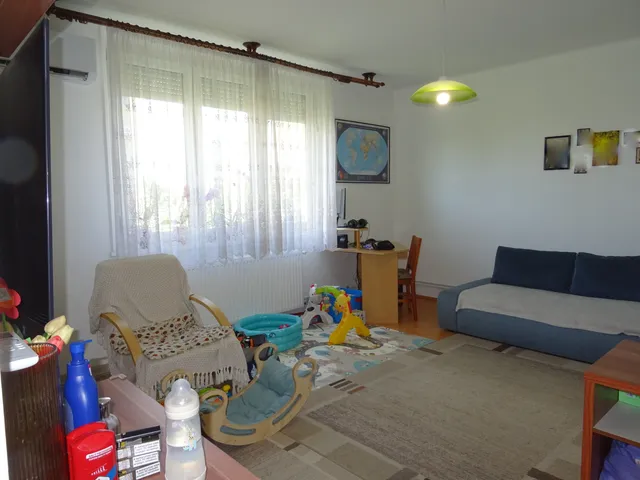 Eladó lakás Szombathely, Ifjúsági lakótelep 69 nm
