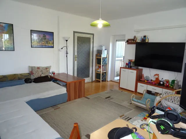 Eladó lakás Szombathely, Ifjúsági lakótelep 69 nm