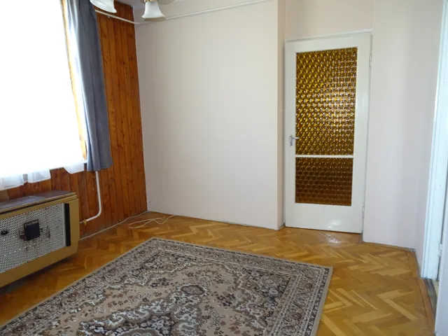 Eladó lakás Szombathely, Joskar-Ola-lakótelep 56 nm