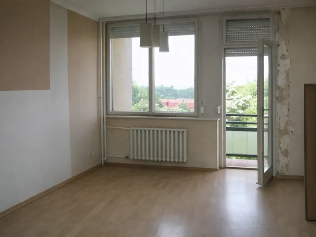 Eladó lakás Szombathely, Joskar-Ola-lakótelep 25 nm