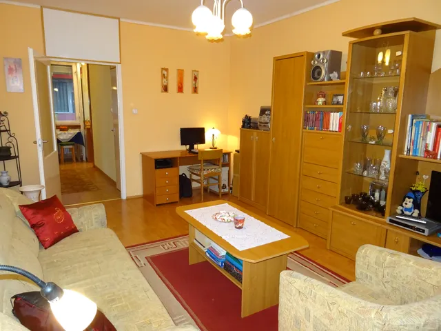Eladó lakás Szombathely, Joskar-Ola-lakótelep 34 nm