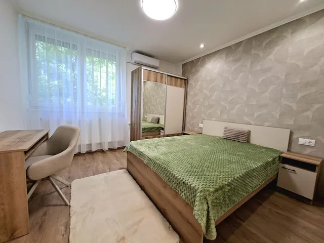 Eladó lakás Debrecen, Honvéd utca 54 nm