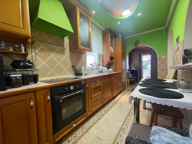 Eladó ház Nyíregyháza, Korányi-kertváros 170 nm