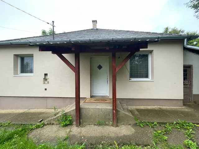 Eladó ház Buj 85 nm