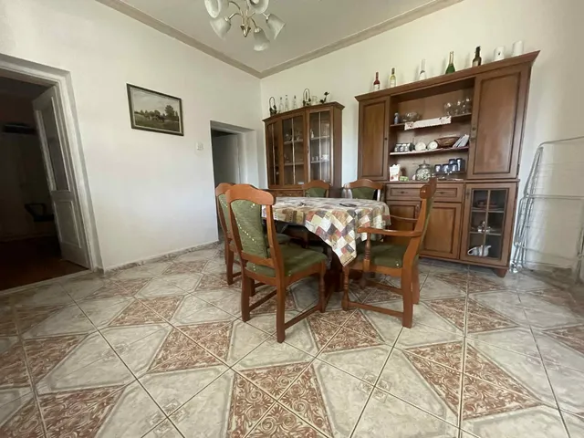 Eladó ház Balkány, . 68 nm