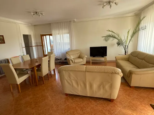 Eladó ház Sényő 95 nm