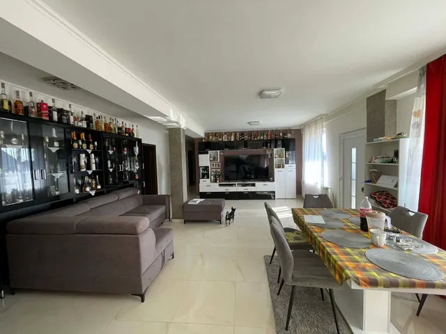 Eladó ház Sényő 137 nm