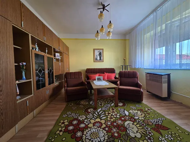 Eladó ház Sényő 85 nm