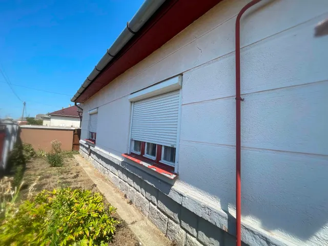 Eladó ház Kisléta 98 nm