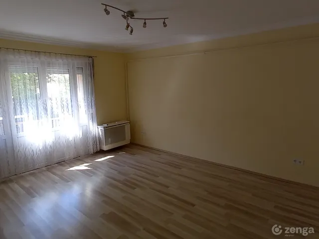 Kiadó lakás Miskolc, Győri kapu 53 nm