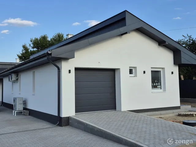 Eladó ház Debrecen, Júliatelep 109 nm
