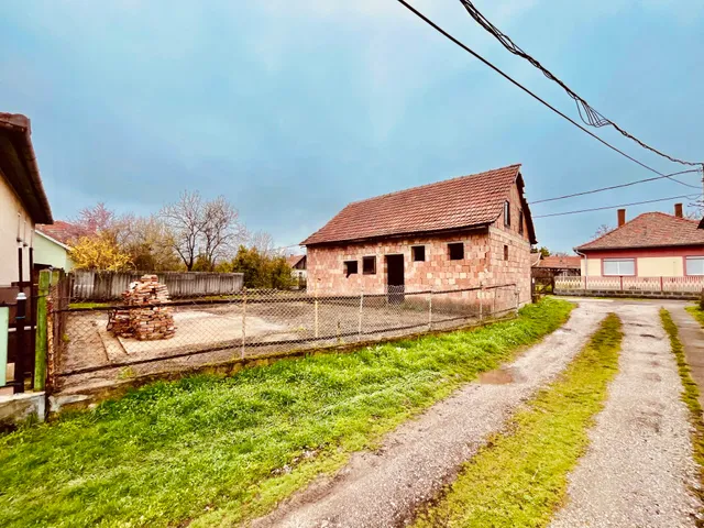 Eladó ház Jászladány 90 nm