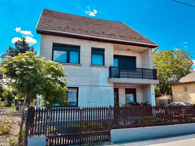 Eladó ház Jászladány 155 nm
