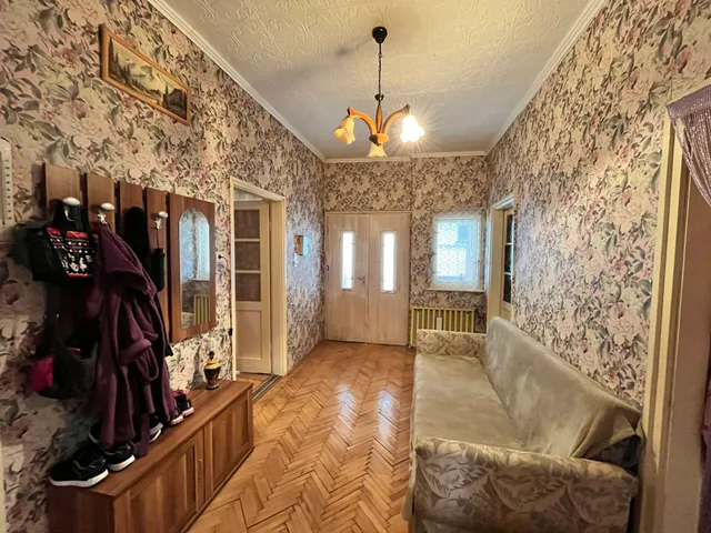 Eladó ház Jászladány 83 nm