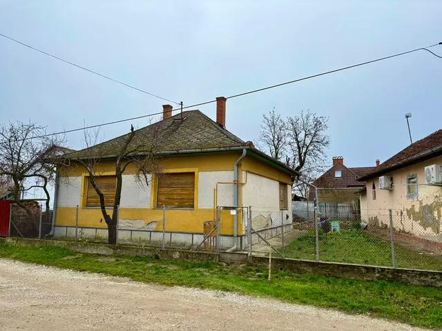 Eladó ház Jászladány 60 nm