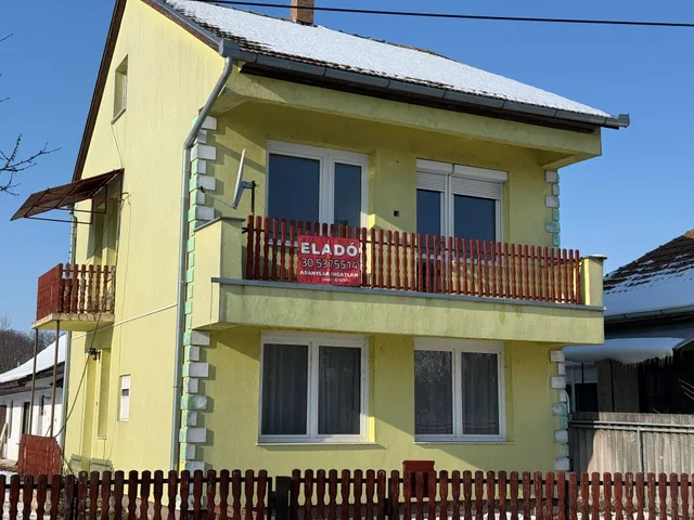 Eladó ház Jászkisér 128 nm