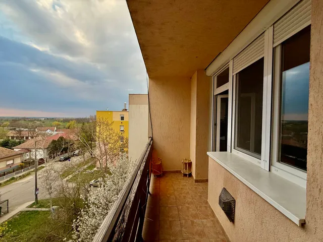 Eladó lakás Törökszentmiklós 53 nm