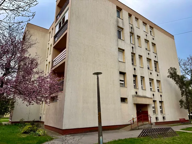 Eladó lakás Törökszentmiklós 53 nm