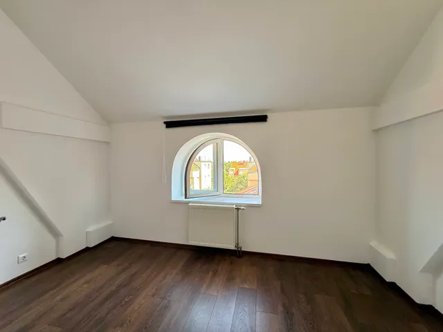 Eladó lakás Szolnok 140 nm