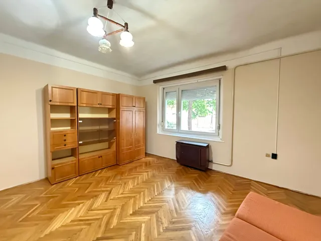 Kiadó lakás Szolnok 38 nm
