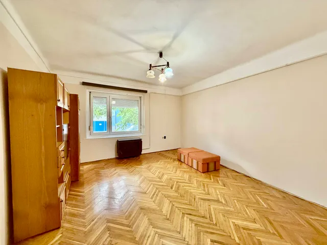 Kiadó lakás Szolnok 38 nm