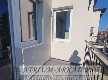 Kiadó ház Érd 30 nm