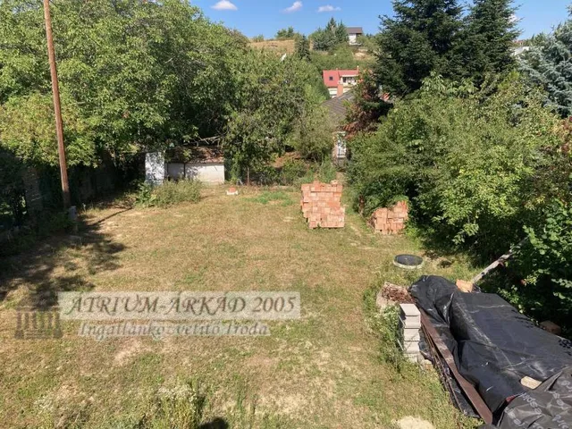 Eladó telek Diósd 650 nm