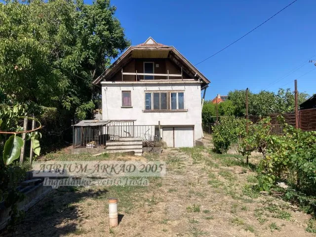 Eladó telek Diósd 70 nm