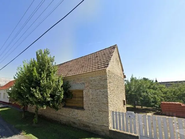 Eladó telek Keszthely 428 nm