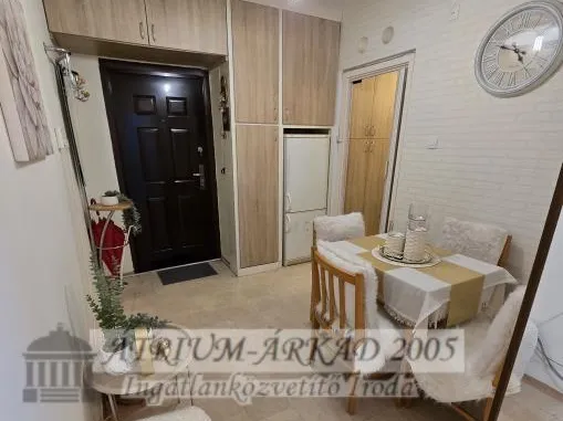 Eladó lakás Budapest III. kerület 57 nm