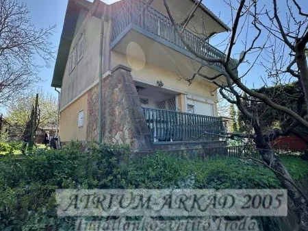 Eladó ház Velence 110 nm