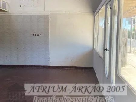 Kiadó kereskedelmi és ipari ingatlan Érd, Érdliget 40 nm