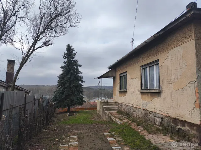 Eladó ház Pilisjászfalu 60 nm