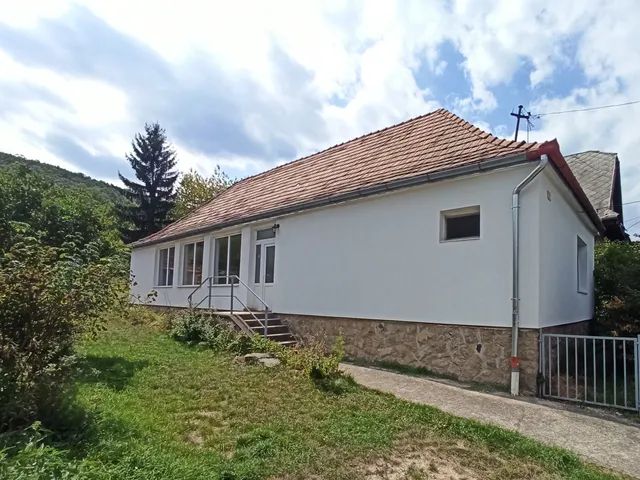 Eladó ház Pilisszentlászló 127 nm