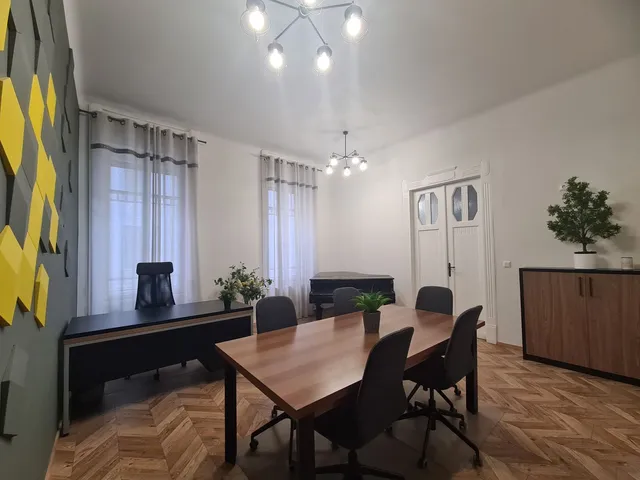 Kiadó kereskedelmi és ipari ingatlan Budapest IX. kerület, Belső Ferencváros 76 nm