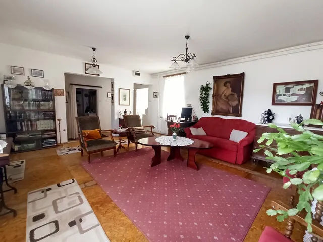 Eladó ház Pomáz 167 nm