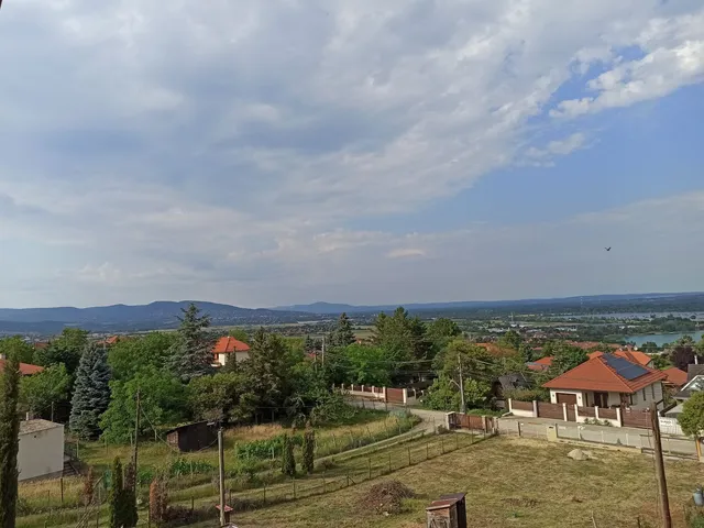 Eladó telek Budakalász 522 nm