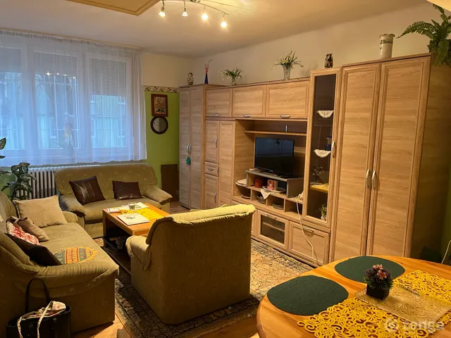 Kiadó lakás Tatabánya, Újváros 43 nm