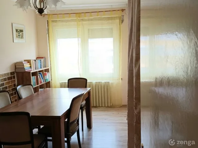 Eladó ház Szeged, Petőfitelep 140 nm