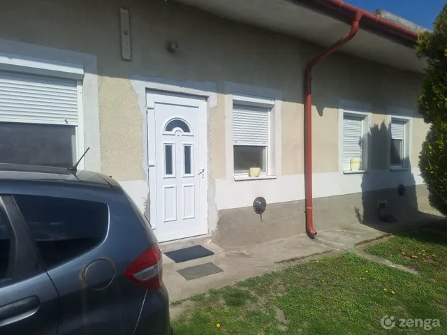 Eladó ház Jánossomorja, Mosonszentjános 72 nm